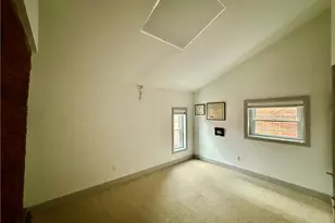 1236 Resaca, Pittsburgh, PA 15212 - Photo 15