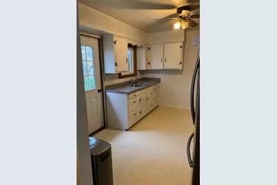 215 Oakland Ave, Punxsutawney Area School District, PA 15767 - Photo 3