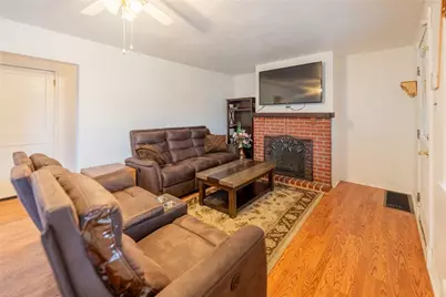 10 Pioneer Ave, Pittsburgh, PA 15229 - Photo 5