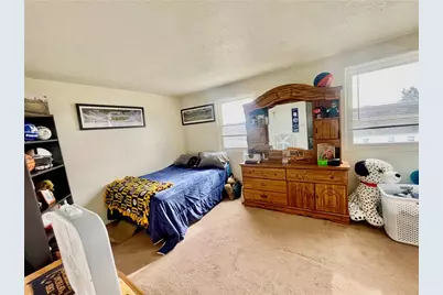 604 Countryside Dr, Robinson Twp, PA 15136 - Photo 11