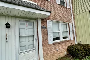 604 Countryside Dr, Robinson Twp, PA 15136 - Photo 3