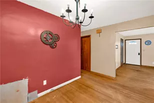 310 Sherwood Dr, Mercer Boro, PA 16137 - Photo 7