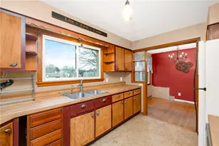 310 Sherwood Dr, Mercer Boro, PA 16137 - Photo 11