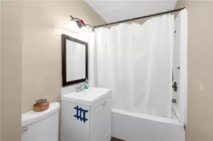 310 Sherwood Dr, Mercer Boro, PA 16137 - Photo 17