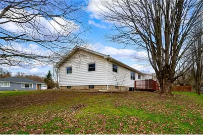 310 Sherwood Drive, Mercer Boro, PA 16137 - Photo 23