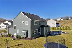 216 Hickory Ln, Adams Township, PA 16046 - Photo 41