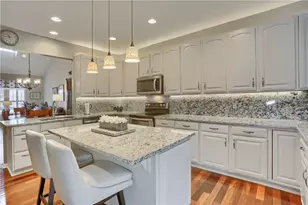 4018 Waterdam Cmns, Mt Pleasant Twp, PA 15057 - Photo 15