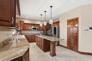 109 Brookside Ln, Moon/Crescent Twp, PA 15108 - Photo 11