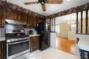 3478 Brickley Dr, Pittsburgh, PA 15227 - Photo 9