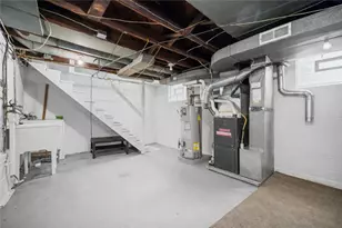 1581 Greencrest Dr, Pittsburgh, PA 15226 - Photo 27