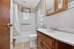 3553 Oakleaf Rd, Pittsburgh, PA 15227 - Photo 13