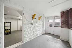 519 Washington St, Mt Pleasant Boro, PA 15666 - Photo 21