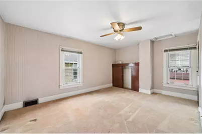 519 Washington St, Mt Pleasant Boro, PA 15666 - Photo 13