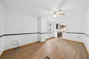 519 Washington St, Mt Pleasant Boro, PA 15666 - Photo 3