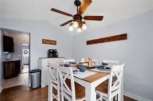 658 Elaine Dr, Pittsburgh, PA 15236 - Photo 13