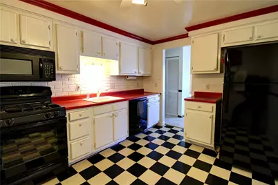 105 Blackshire Rd, Twp of But SE, PA 16001 - Photo 9