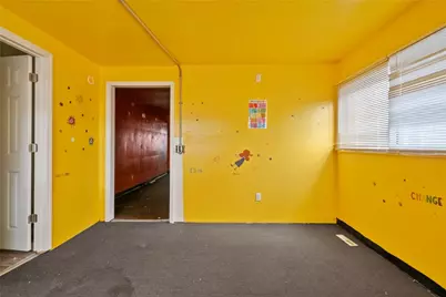 1902 Brownsville Rd, Pittsburgh, PA 15210 - Photo 17