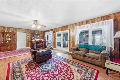 1644 Strangford Rd, Burrel-Blacklick, PA 15717 - Photo 9