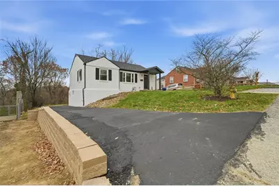 260 Mohawk Dr, Elizabeth Twp/Boro, PA 15135 - Photo 11