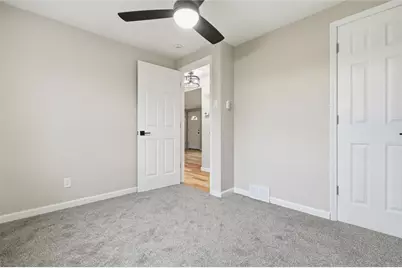 260 Mohawk Dr, Elizabeth Twp/Boro, PA 15135 - Photo 29