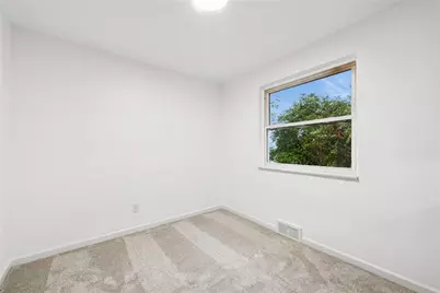 723 Heartwood Dr, Monroeville, PA 15146 - Photo 7