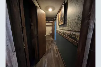 65 Broadway Ave, Wheatland, PA 16161 - Photo 19