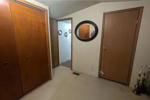 209 Baxter Ln, Center Township, PA 16001 - Photo 17