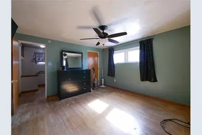 2046 Pioneer Ave, Pittsburgh, PA 15226 - Photo 7