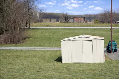 323 Indiana Avenue, Avonmore, PA 15618 - Photo 11