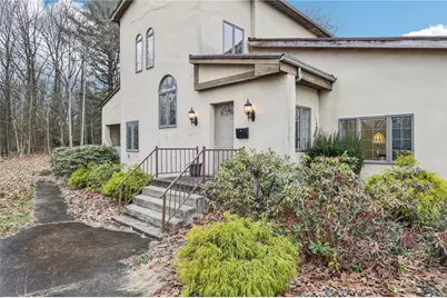 2625 Wilmington Rd, Neshannock Township, PA 16105 - Photo 3