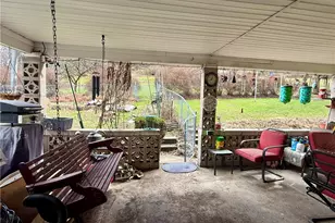 270 Broadlawn Dr, Elizabeth Twp/Boro, PA 15037 - Photo 7