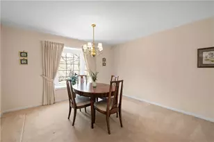 2611 Autumnwood Dr, Pittsburgh, PA 15116 - Photo 5