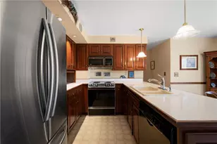 2611 Autumnwood Dr, Pittsburgh, PA 15116 - Photo 9