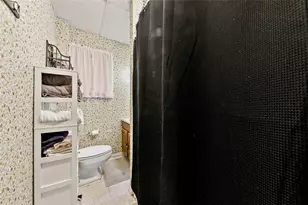 407 E Green St, Connellsville, PA 15425 - Photo 25