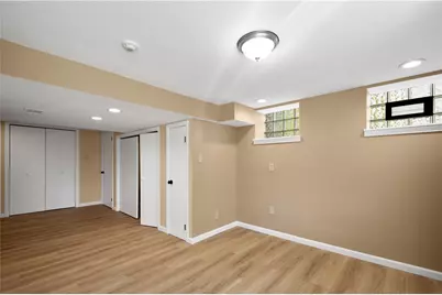 330 Center Grange Rd, Center Township, PA 15061 - Photo 21