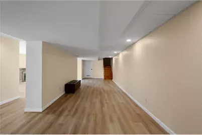 330 Center Grange Rd, Center Township, PA 15061 - Photo 17