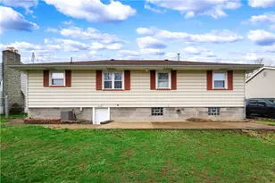 695 Crowder Ave, Sharon, PA 16146 - Photo 5