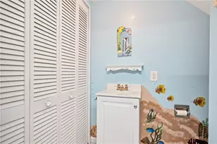 319 Ilex Dr, Ross Twp, PA 15237 - Photo 21