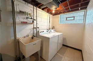 2403 Potomac Ave, Banksville/Westwood, PA 15216 - Photo 17