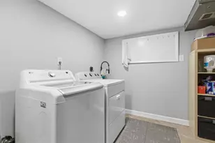 341 Carmell Dr, Pittsburgh, PA 15241 - Photo 29