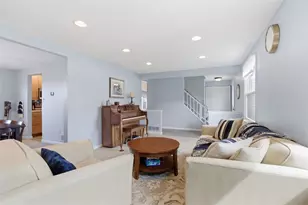 341 Carmell Dr, Pittsburgh, PA 15241 - Photo 5