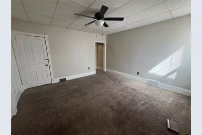 602 E 17th Ave, Munhall, PA 15120 - Photo 5