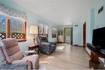 246 Byron Road, Ross Twp, PA 15237 - Photo 3