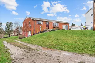 5 Harris St, Smith Township, PA 15053 - Photo 3