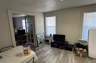 500 Woodward Ave, Stowe Township, PA 15136 - Photo 5