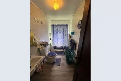 500 Woodward Ave, Stowe Township, PA 15136 - Photo 9