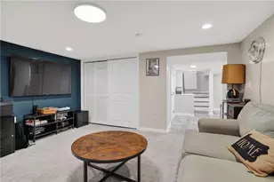 2026 Oriole Dr, Hopewell Township, PA 15001 - Photo 29