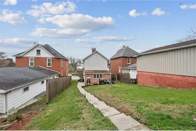 209 Main Street, Madison Boro, PA 15663 - Photo 29