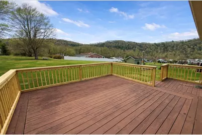 809 2nd Ave, East Brady, PA 16028 - Photo 15