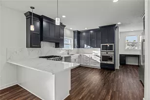 9275 Harmony Dr, Pittsburgh, PA 15237 - Photo 11